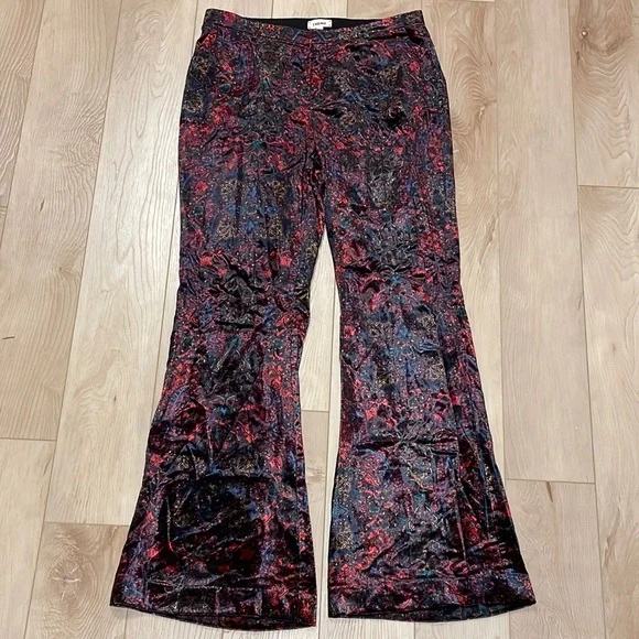 L'agence Lane Flared Trouser in Black & Red Medallion Paisley, sz 10 - Picture 6 of 16